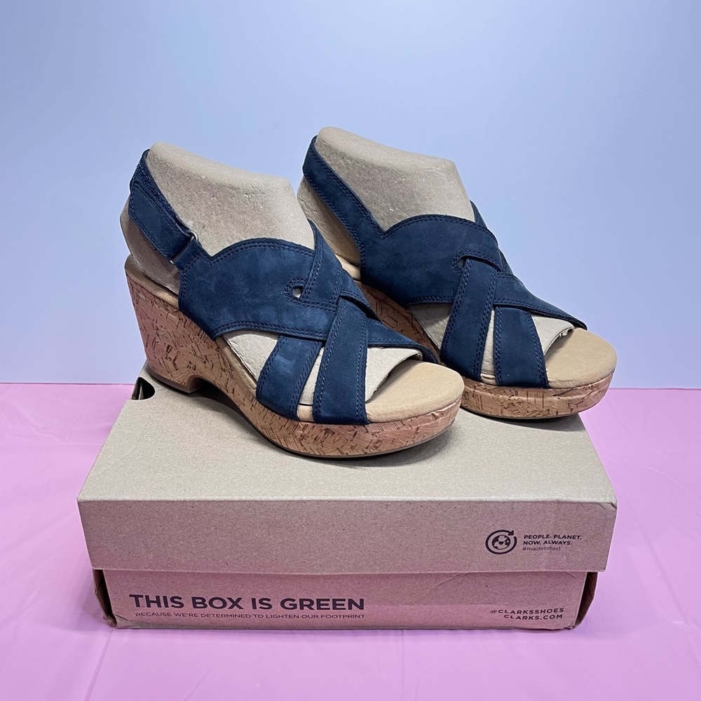 Clarks 7.5 Navy Nubuck Giselle Wedge Sandals - NWT